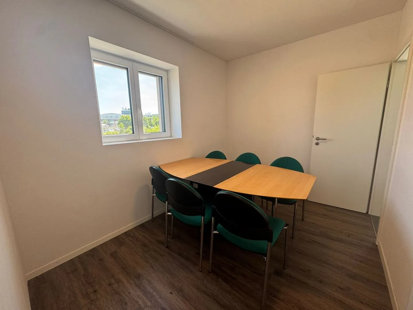 Versatile Office Space in Dietikon - Photo 4 of 8