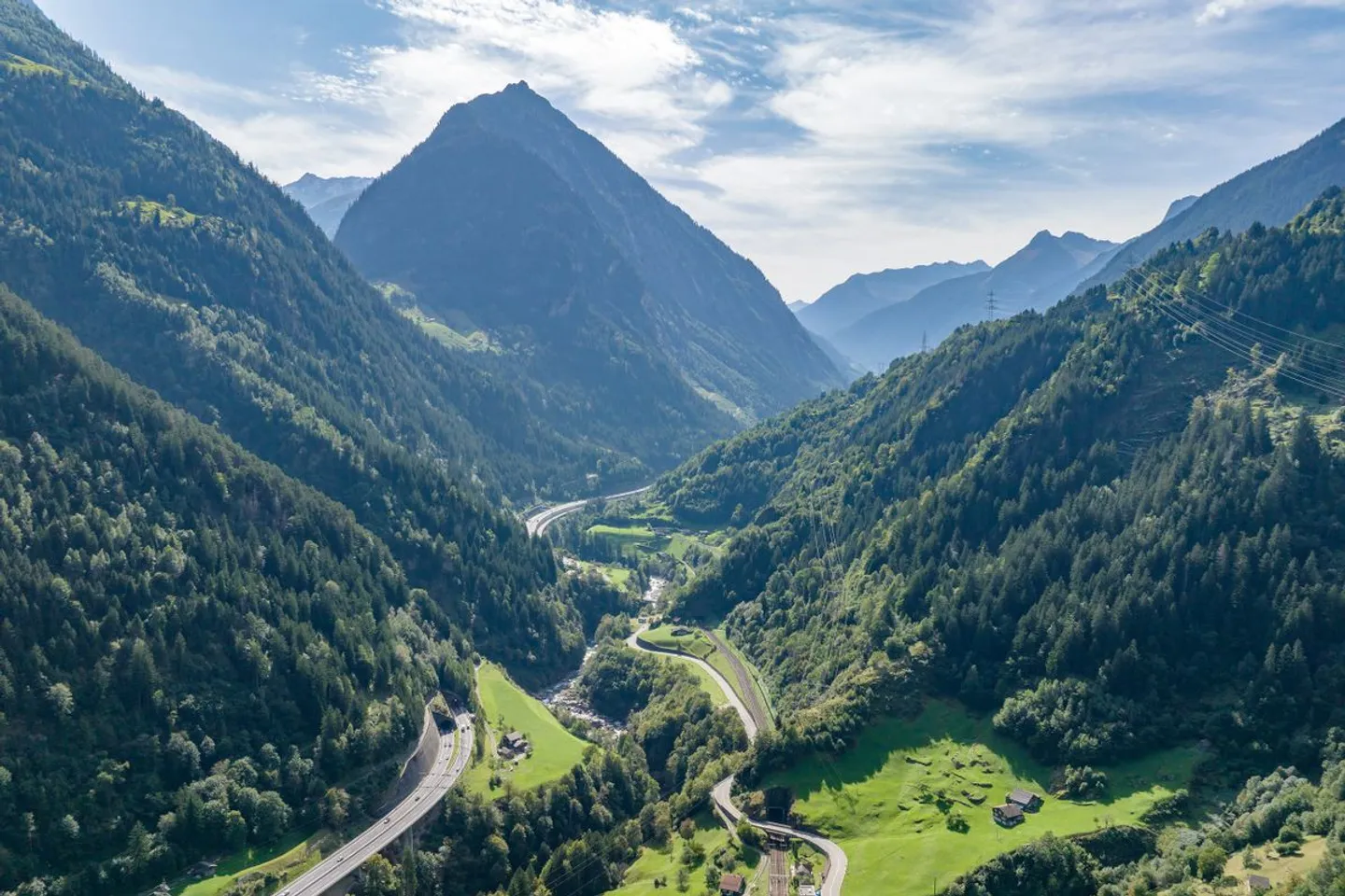 Terrain à bâtir avec une vue magnifique sur la montagne - Photo 4 sur 12