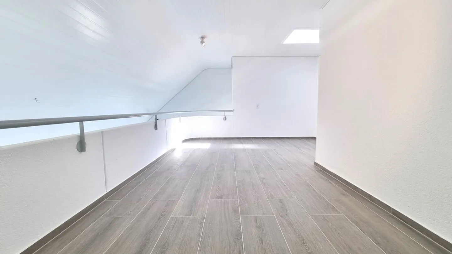 Rare Attic Maisonette with a View in St. Johann - Photo 10 of 13