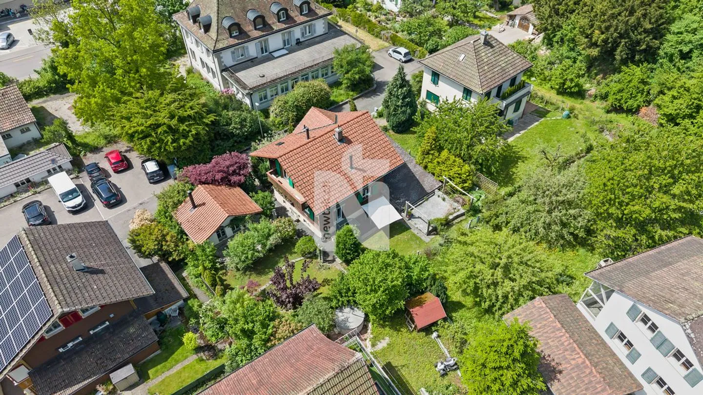 Charmantes Familienhaus in der Natur - Foto 1 von 13