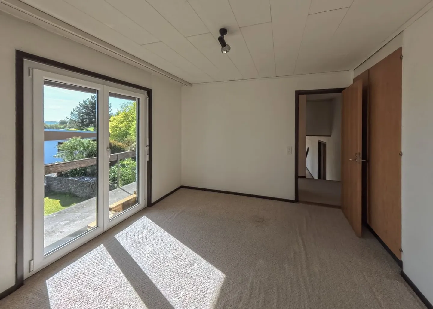 Charmante maison individuelle avec grand jardin et beaucoup de potentiel - Photo 7 sur 7