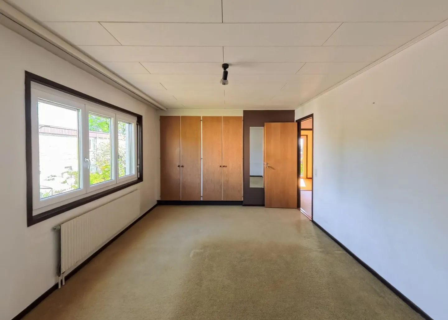 Charmante maison individuelle avec grand jardin et beaucoup de potentiel - Photo 6 sur 7