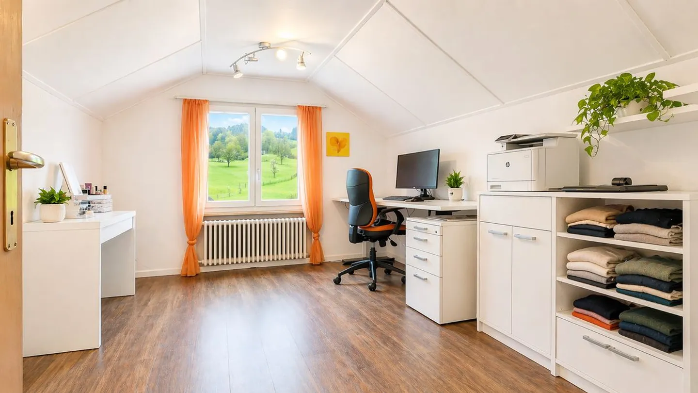 Spacious family house with plenty of space and 924 m² plot in Reigoldswil - Photo 13 of 13