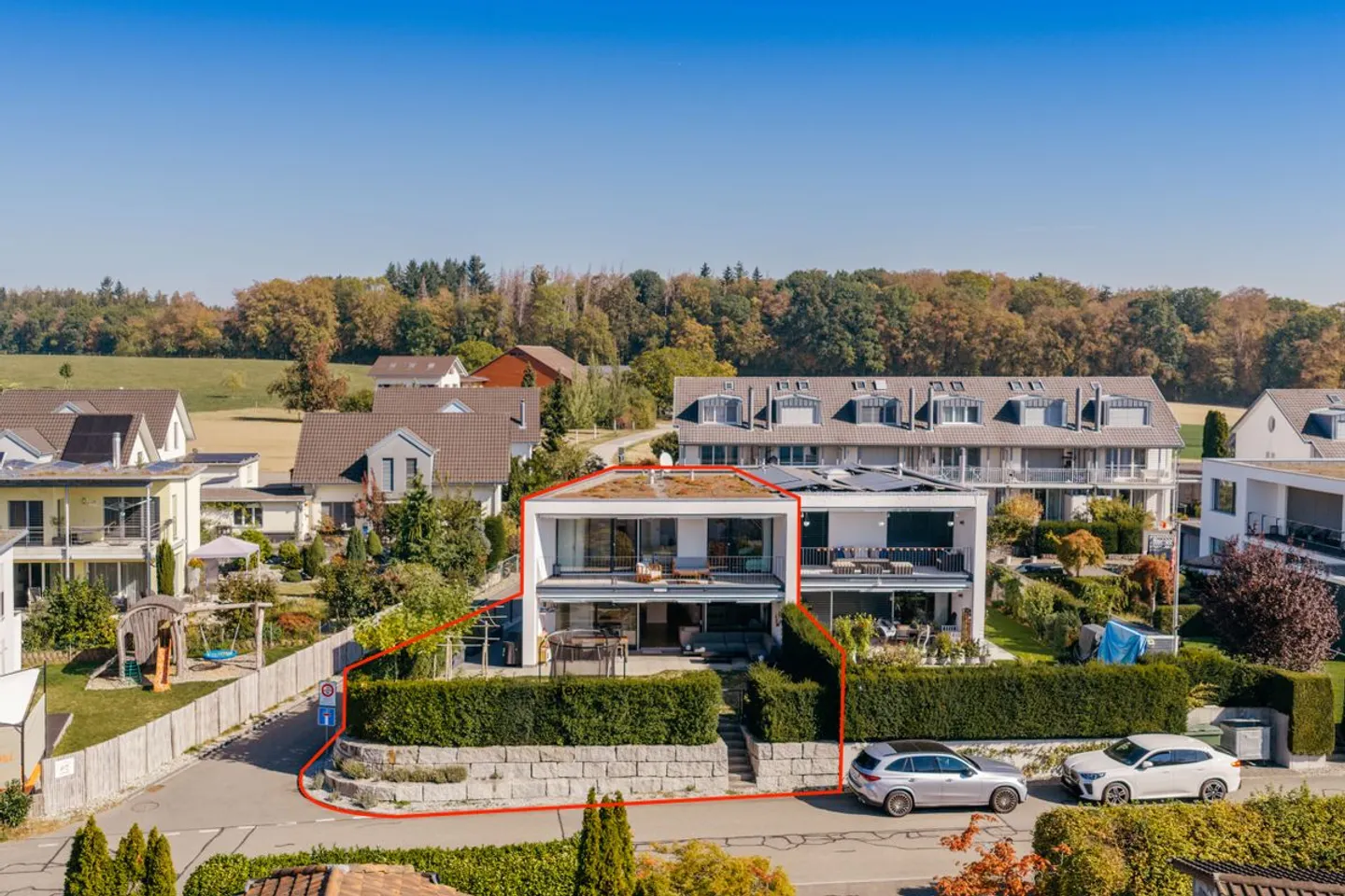Modernes Doppelhaus mit Garten - Foto 1 von 13