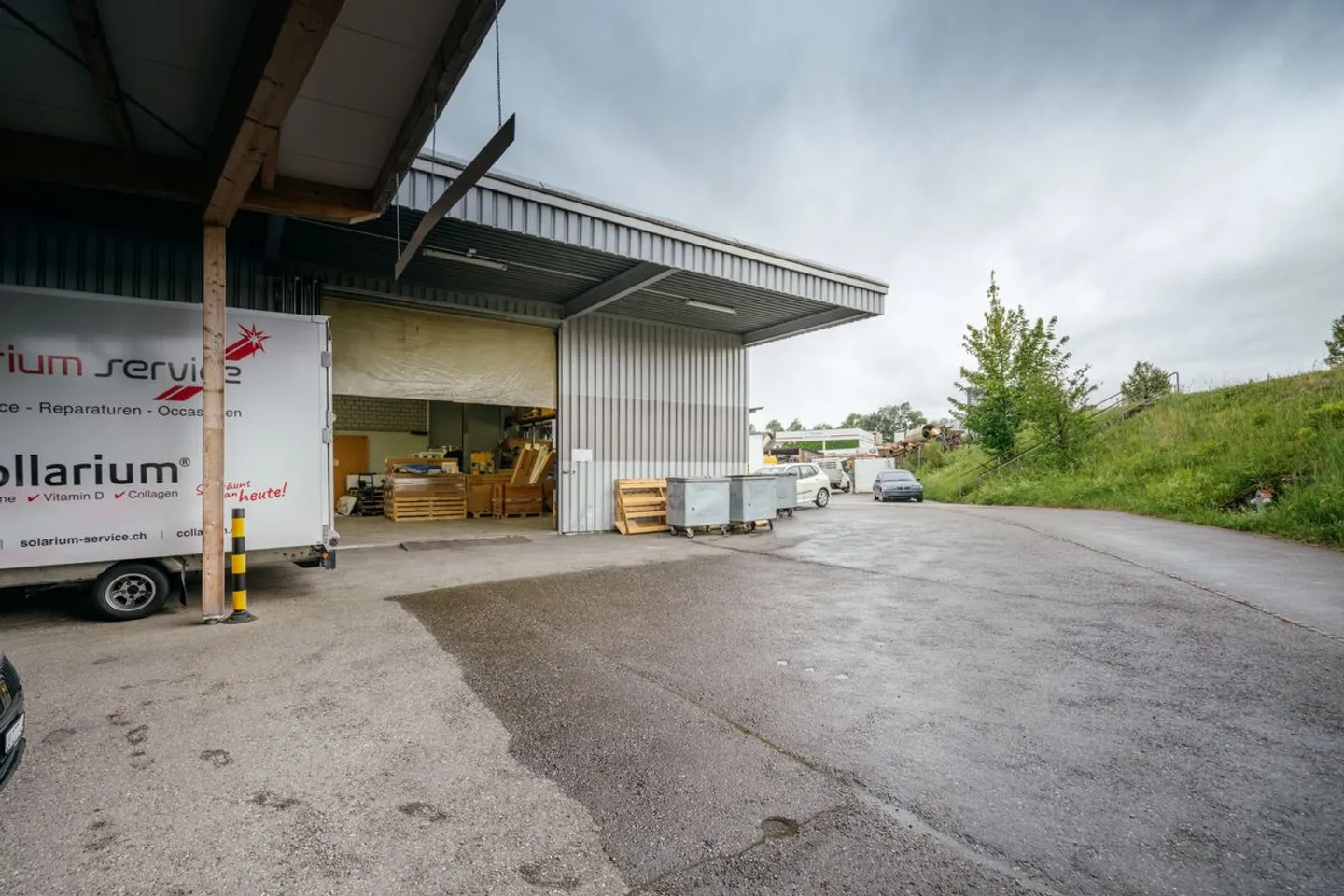 Espaces commerciaux et de stockage attractifs dans un emplacement de choix entre Zurich et Zug - Photo 12 sur 13
