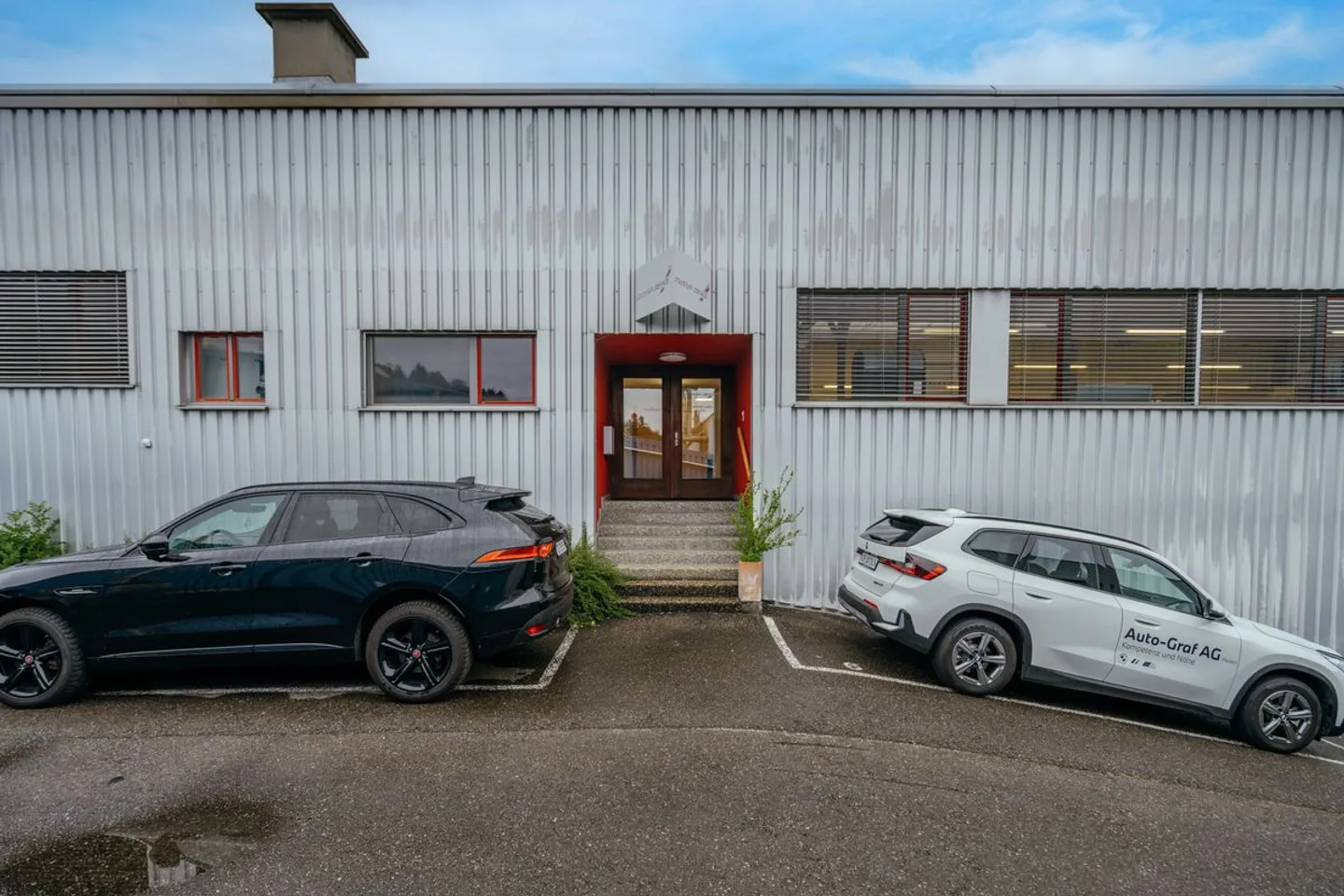 Espaces commerciaux et de stockage attractifs dans un emplacement de choix entre Zurich et Zug - Photo 3 sur 13