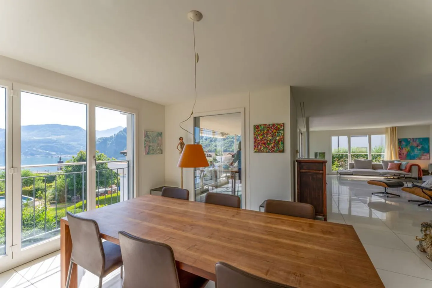 Exclusive Apartment in Hergiswil - Dreamlike Location - Tax-Friendly Living - Photo 7 of 13