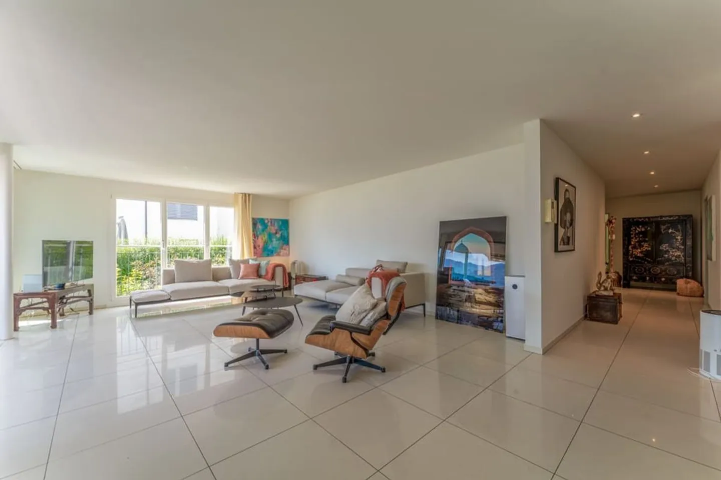 Exclusive Apartment in Hergiswil - Dreamlike Location - Tax-Friendly Living - Photo 10 of 13