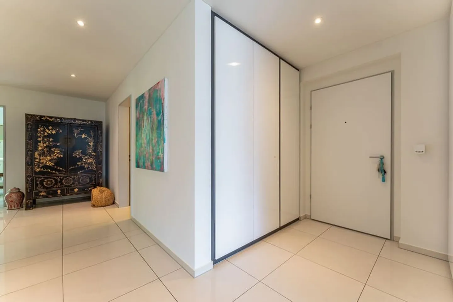 Exclusive Apartment in Hergiswil - Dreamlike Location - Tax-Friendly Living - Photo 12 of 13