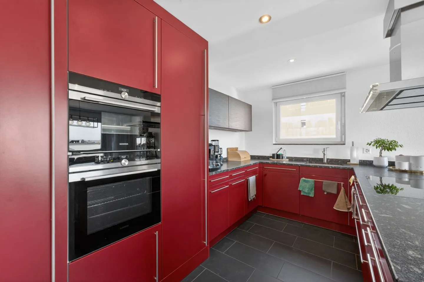 Modernes 5.5-Zimmer-Apartment - Foto 11 von 13