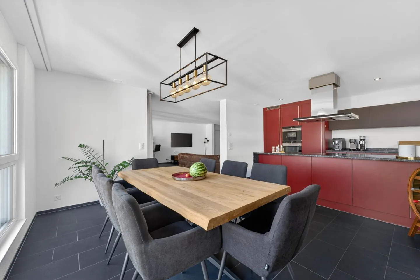 Modernes 5.5-Zimmer-Apartment - Foto 10 von 13