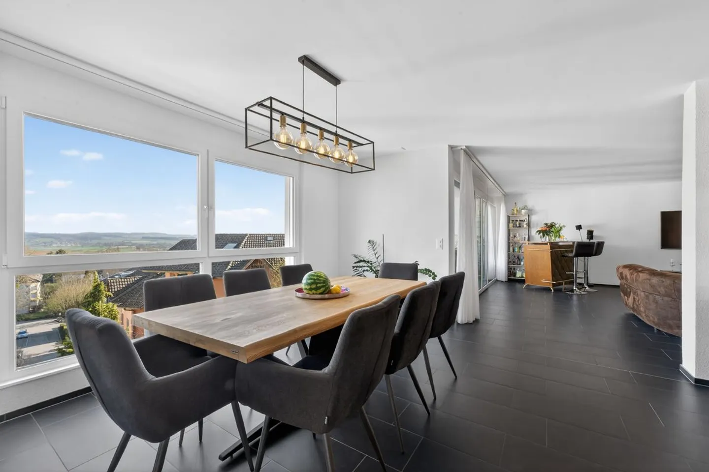 Modernes 5.5-Zimmer-Apartment - Foto 12 von 13