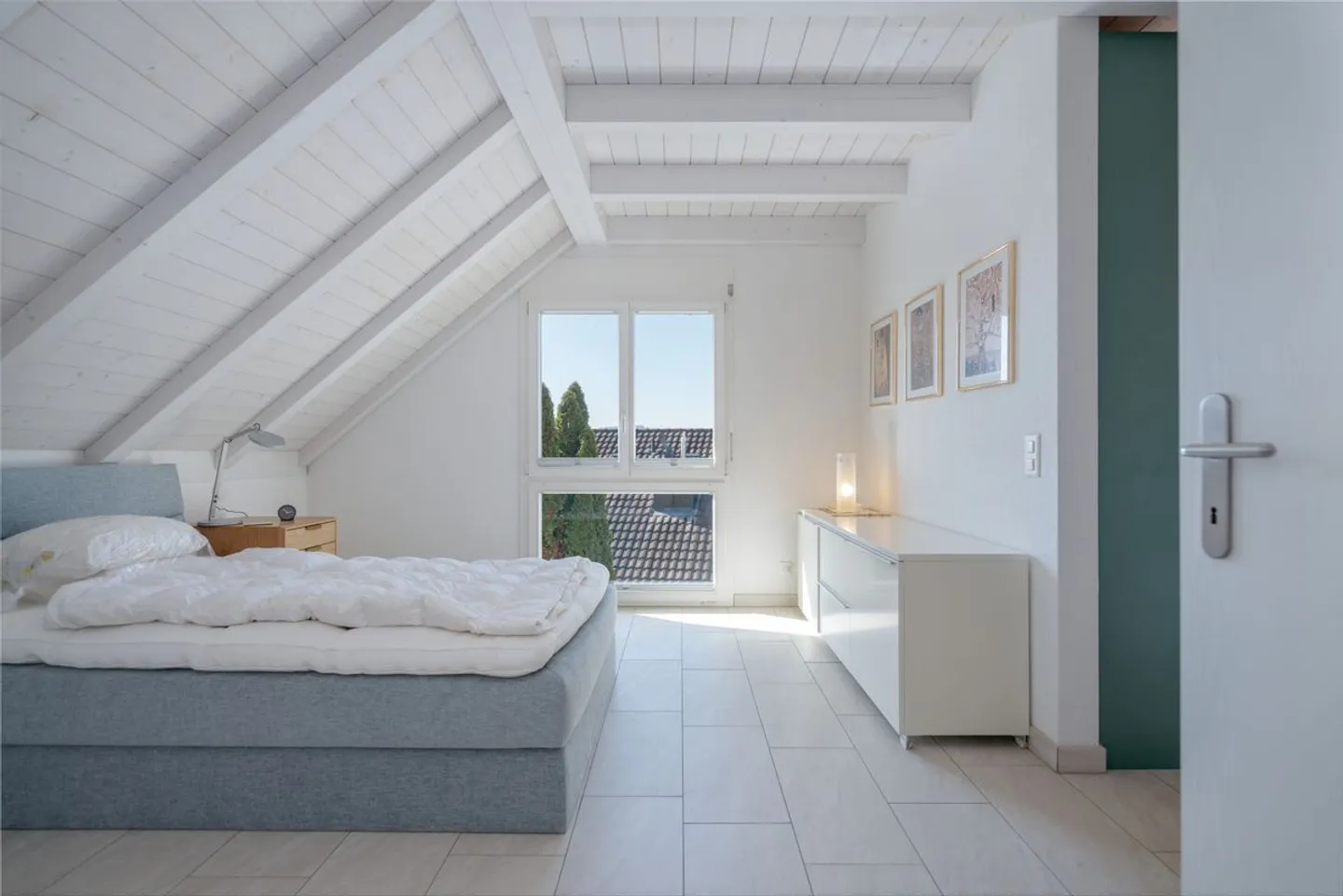 Exclusive 6½-room single-family house in the best residential area in Wohlen - Photo 12 of 13