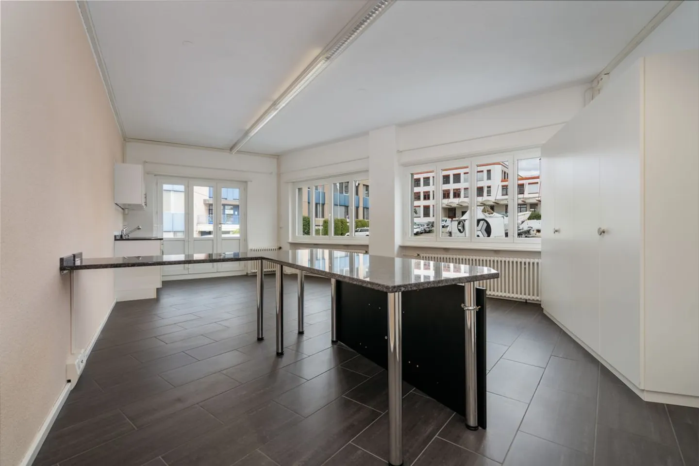 Studio versatile in una posizione attraente - Foto 1 di 13