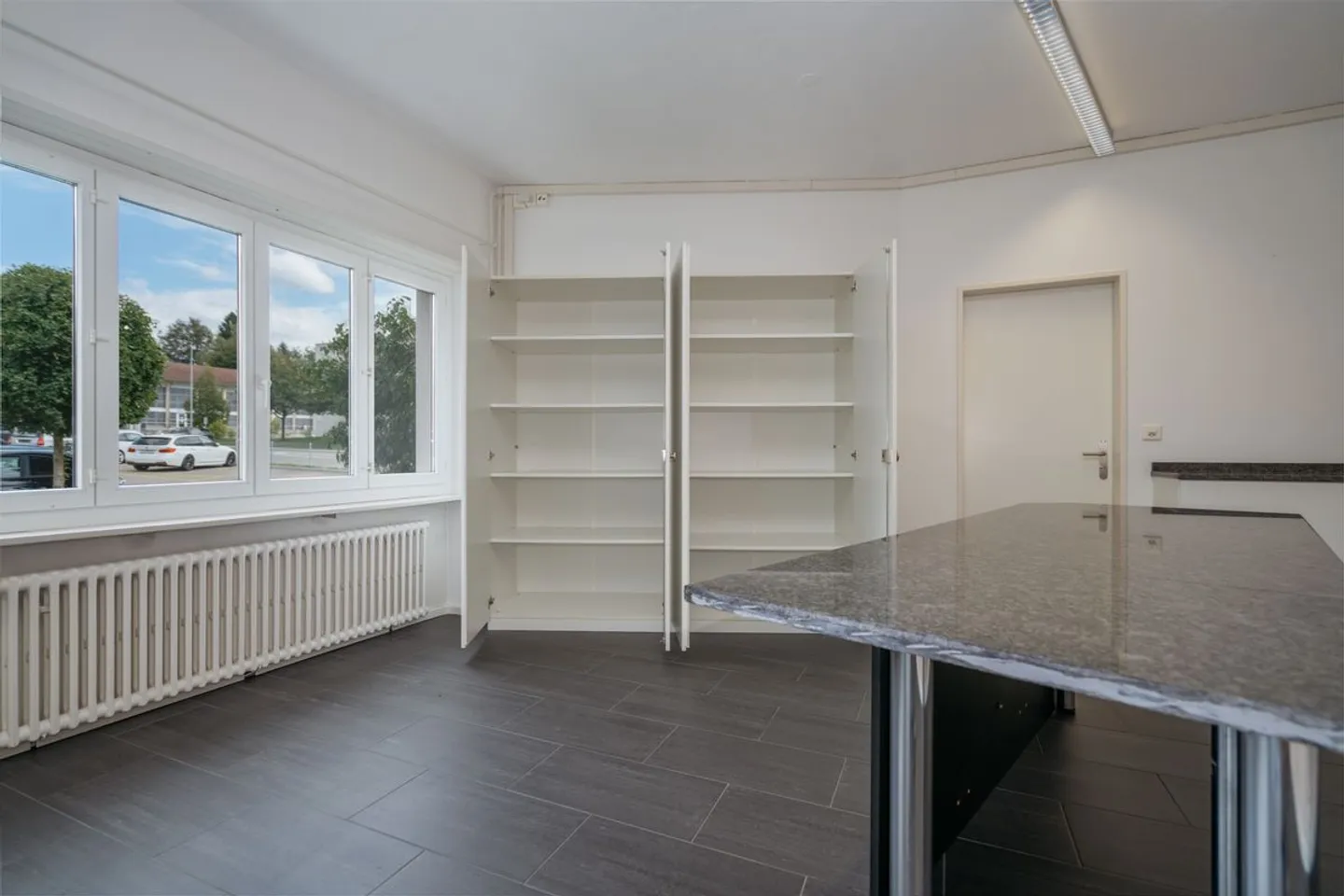 Studio versatile in una posizione attraente - Foto 8 di 13