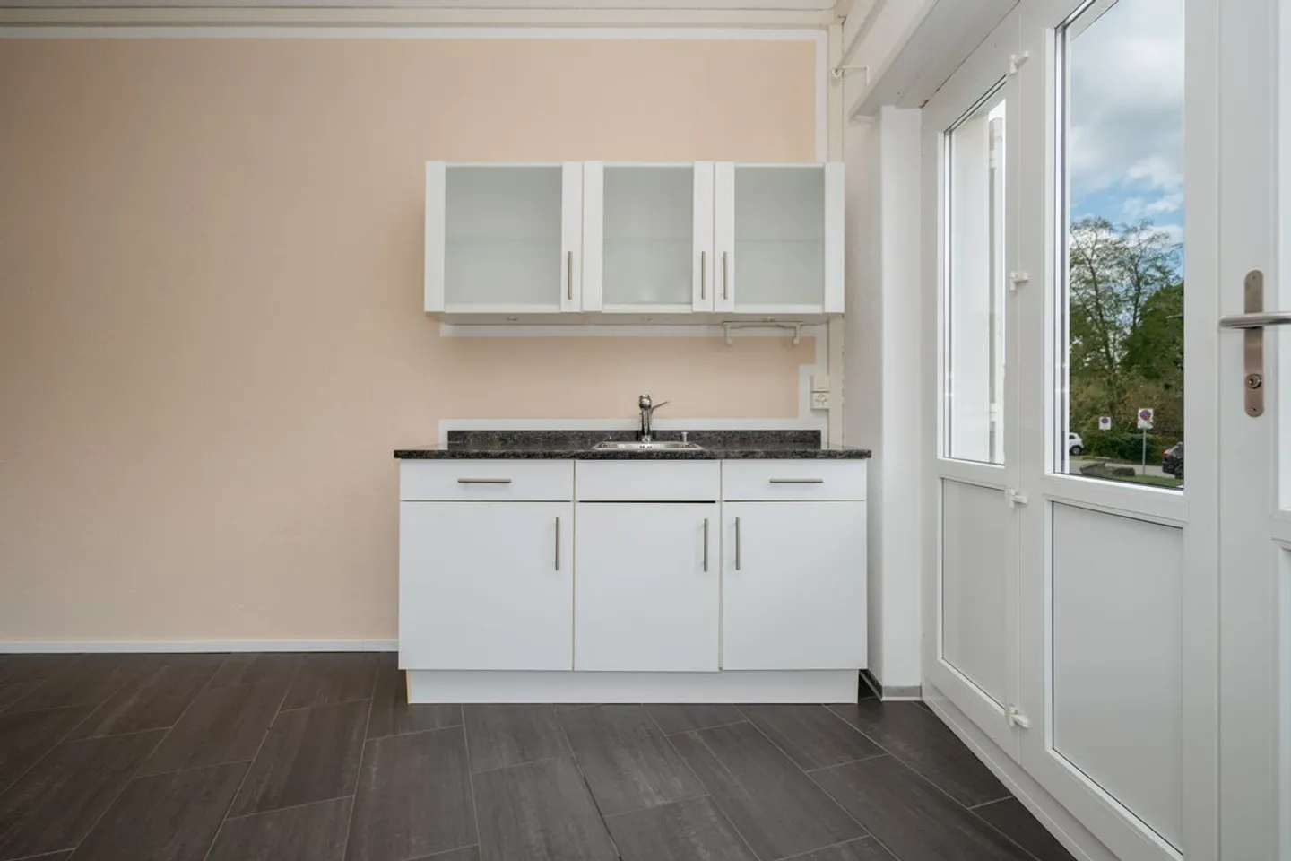 Studio versatile in una posizione attraente - Foto 6 di 13