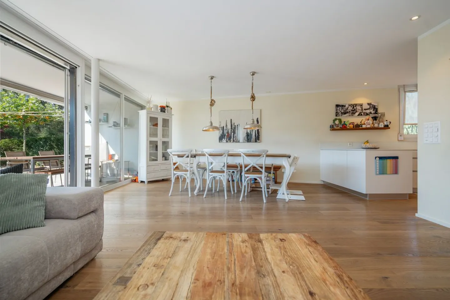 Modernes Doppelhaus mit Garten - Foto 7 von 13