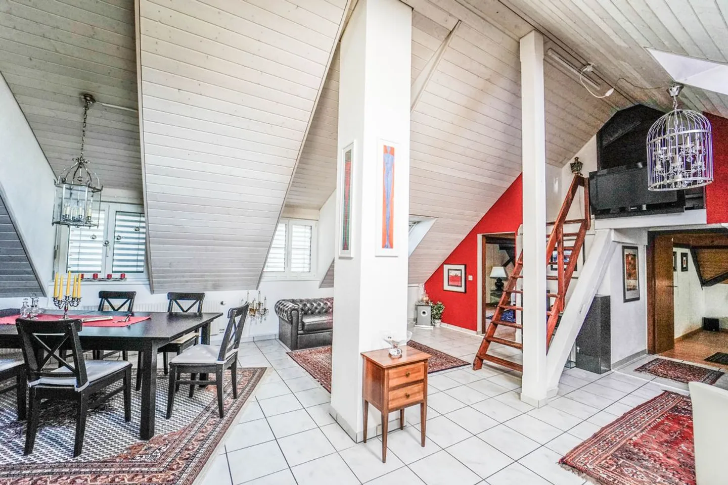 4.5-Room Apartment in a Quiet Location - Photo 3 of 10