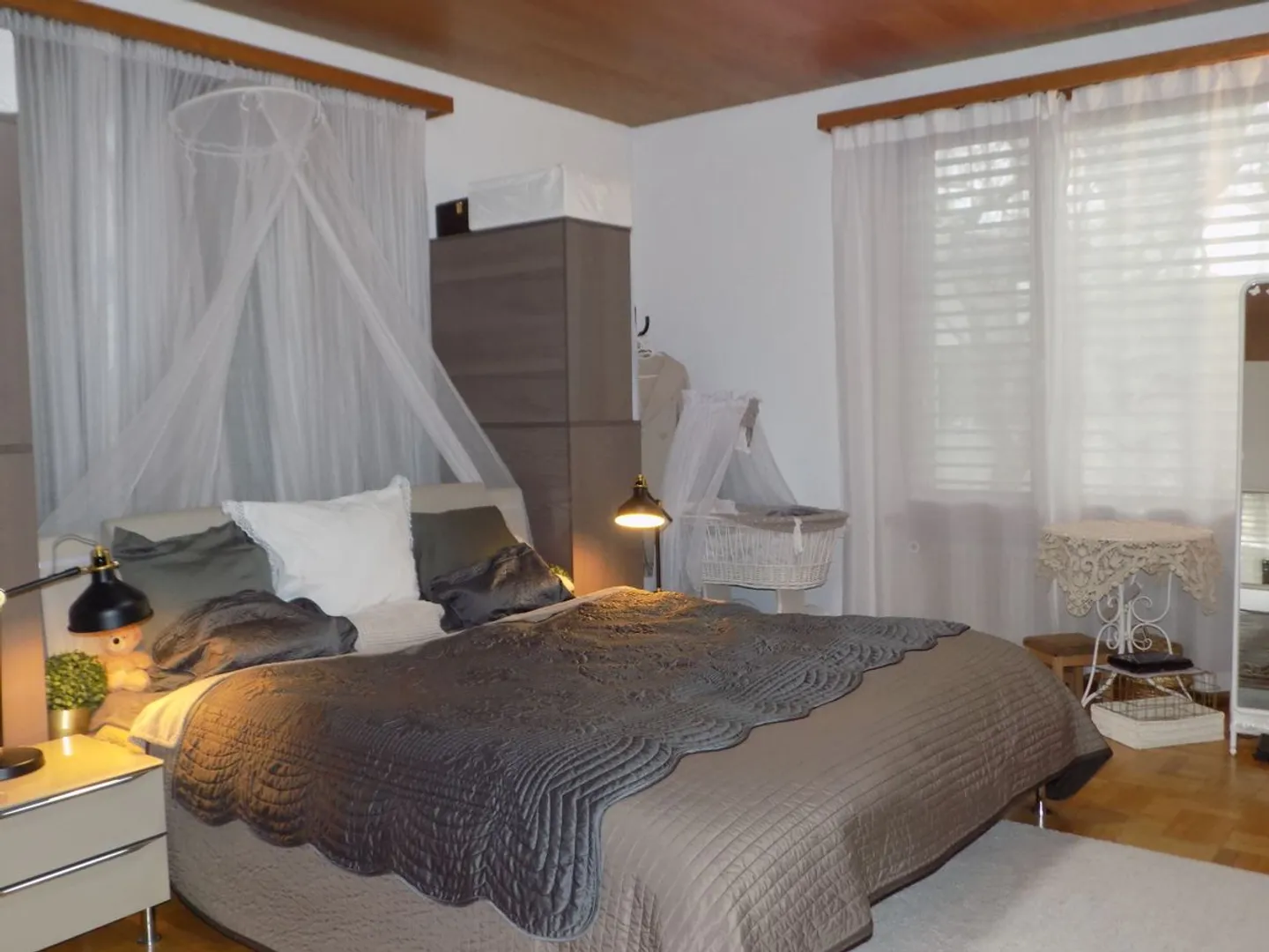 Casa unifamiliare indipendente con molto spazio - Foto 4 di 8