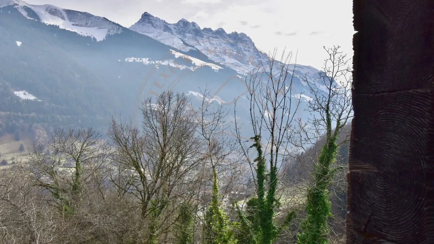 Chalet typique dans la vallée d'Illiez - Photo 8 sur 9