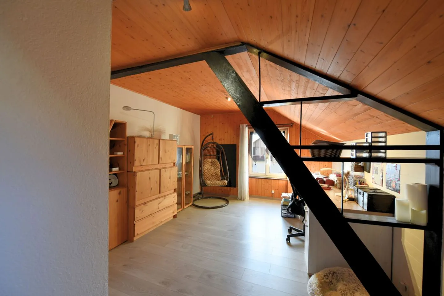 Maison Individuelle Spacieuse à Saint-Imier - Photo 5 sur 11