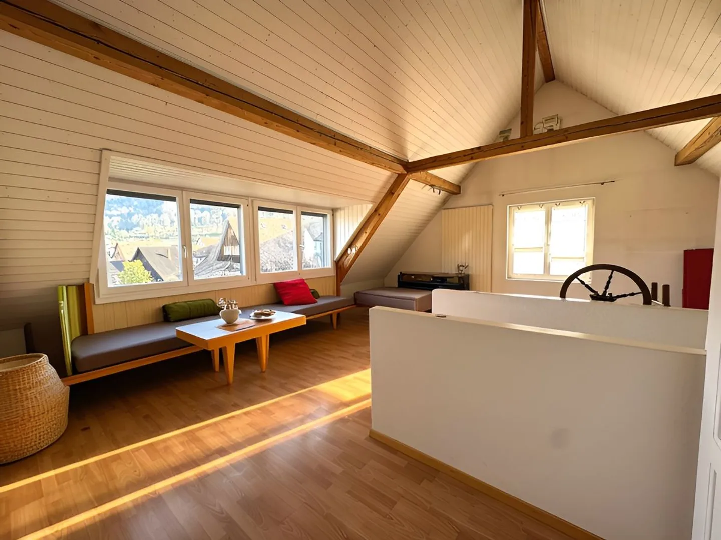 Terrain spacieux avec potentiel de construction dans le meilleur quartier résidentiel - Photo 5 sur 13