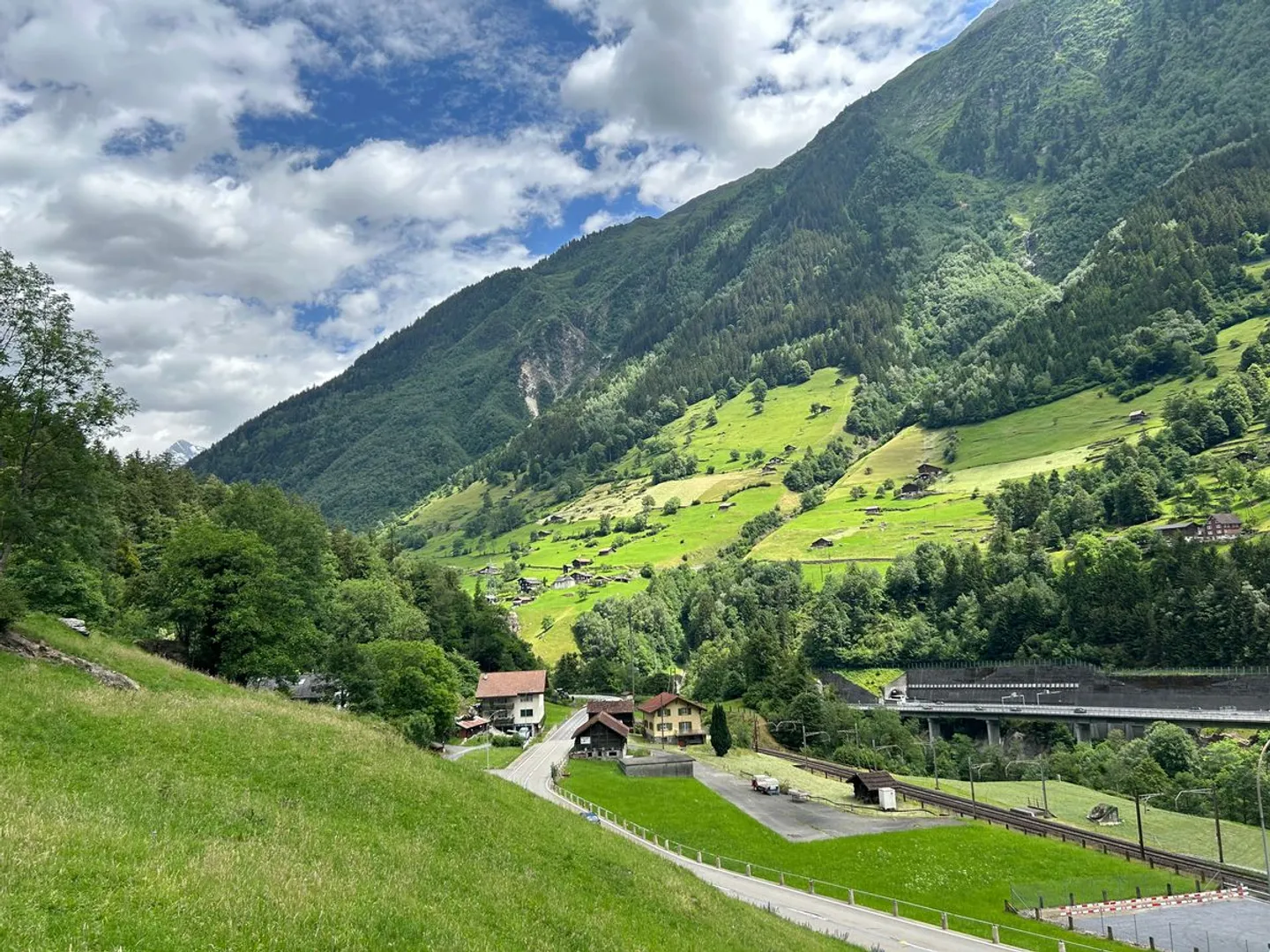 Terrain à bâtir avec une vue magnifique sur la montagne - Photo 6 sur 12