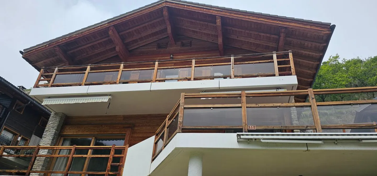 Chalet d'exception avec spa - Photo 3 sur 13