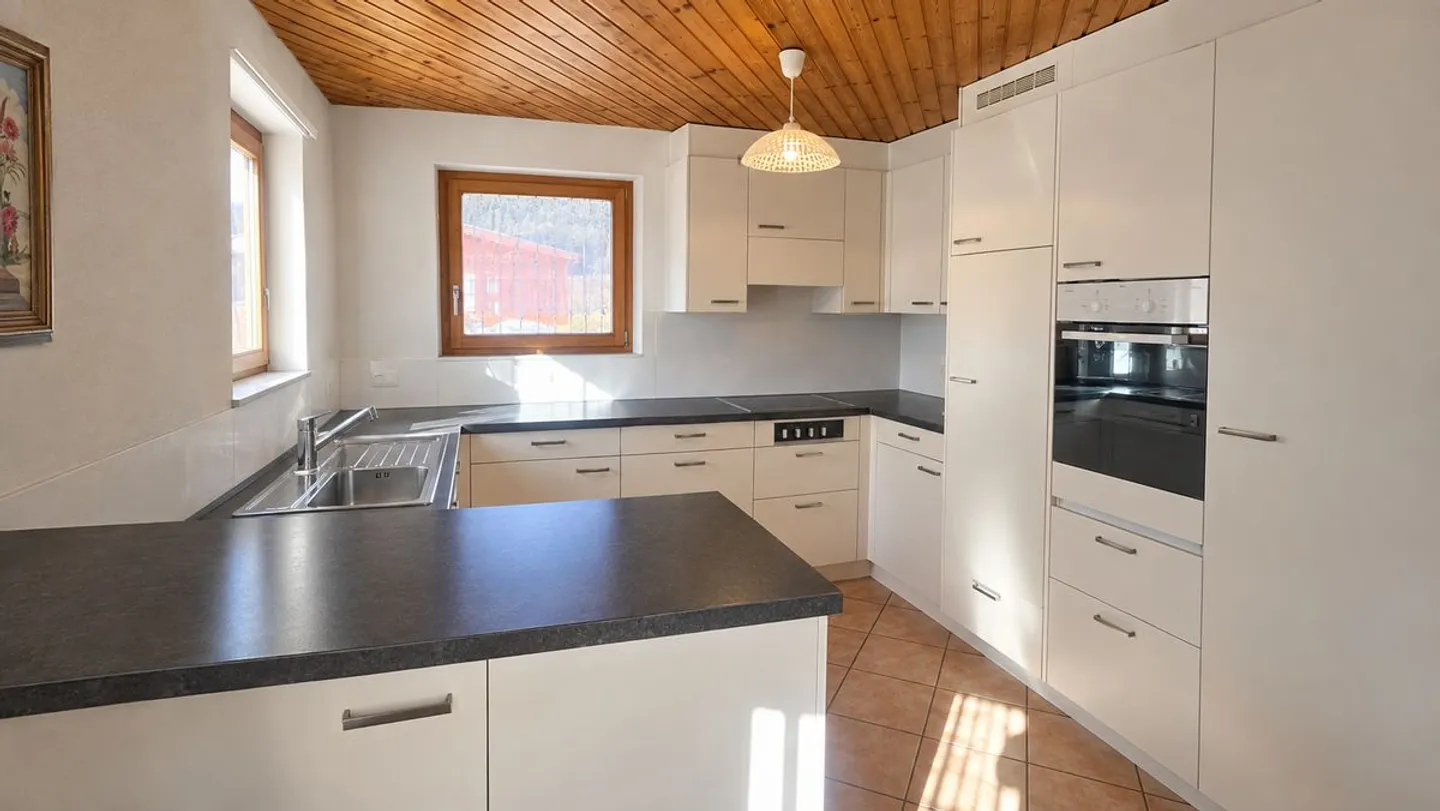 VIVRE SPACIEUX AVEC UN ESPACE DE JARDIN PRIVÉ - Photo 2 sur 6
