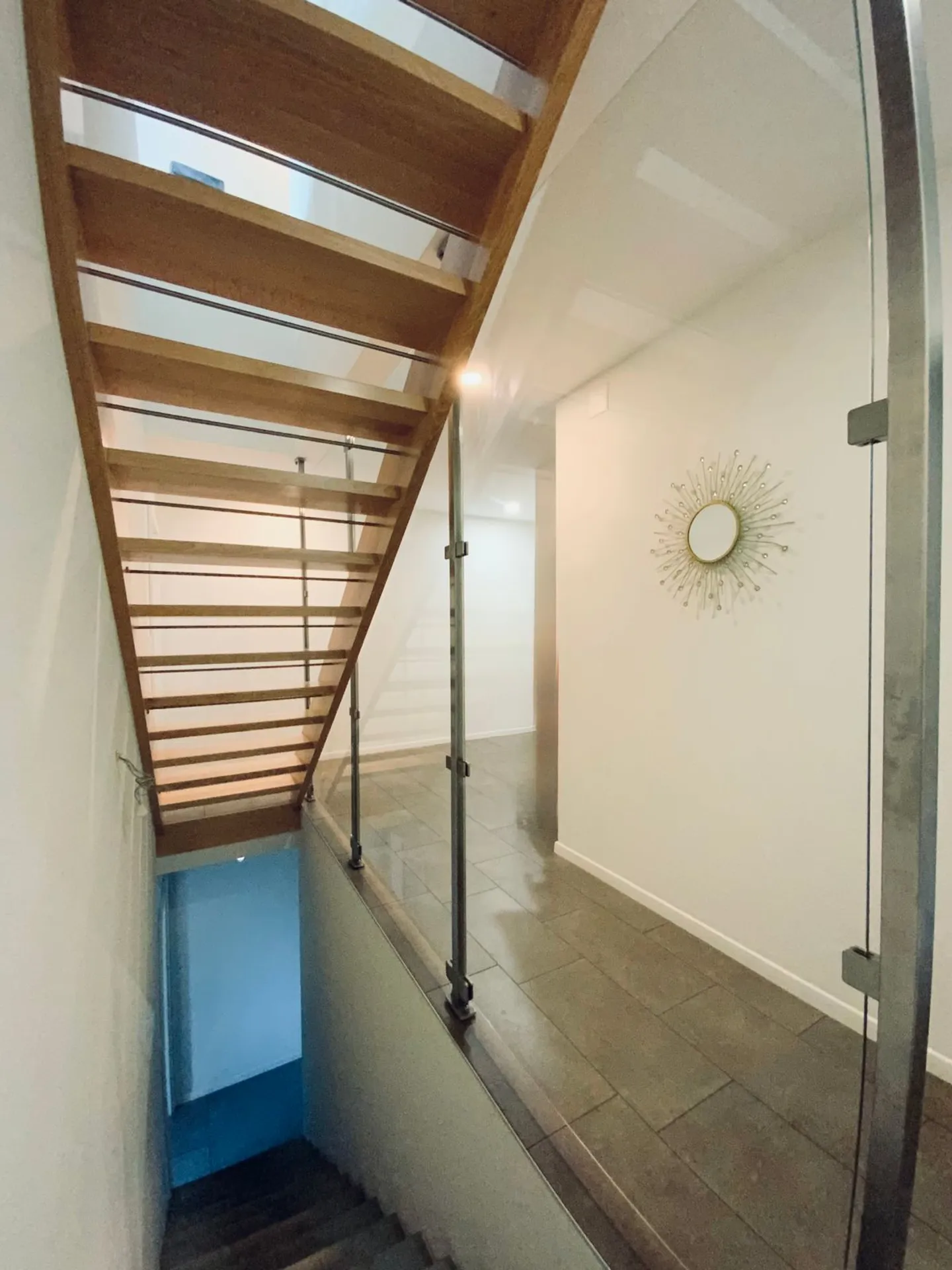 Adjacent Villa with Terrace - Garden and 2 Parking Spaces Included! - Photo 10 of 13