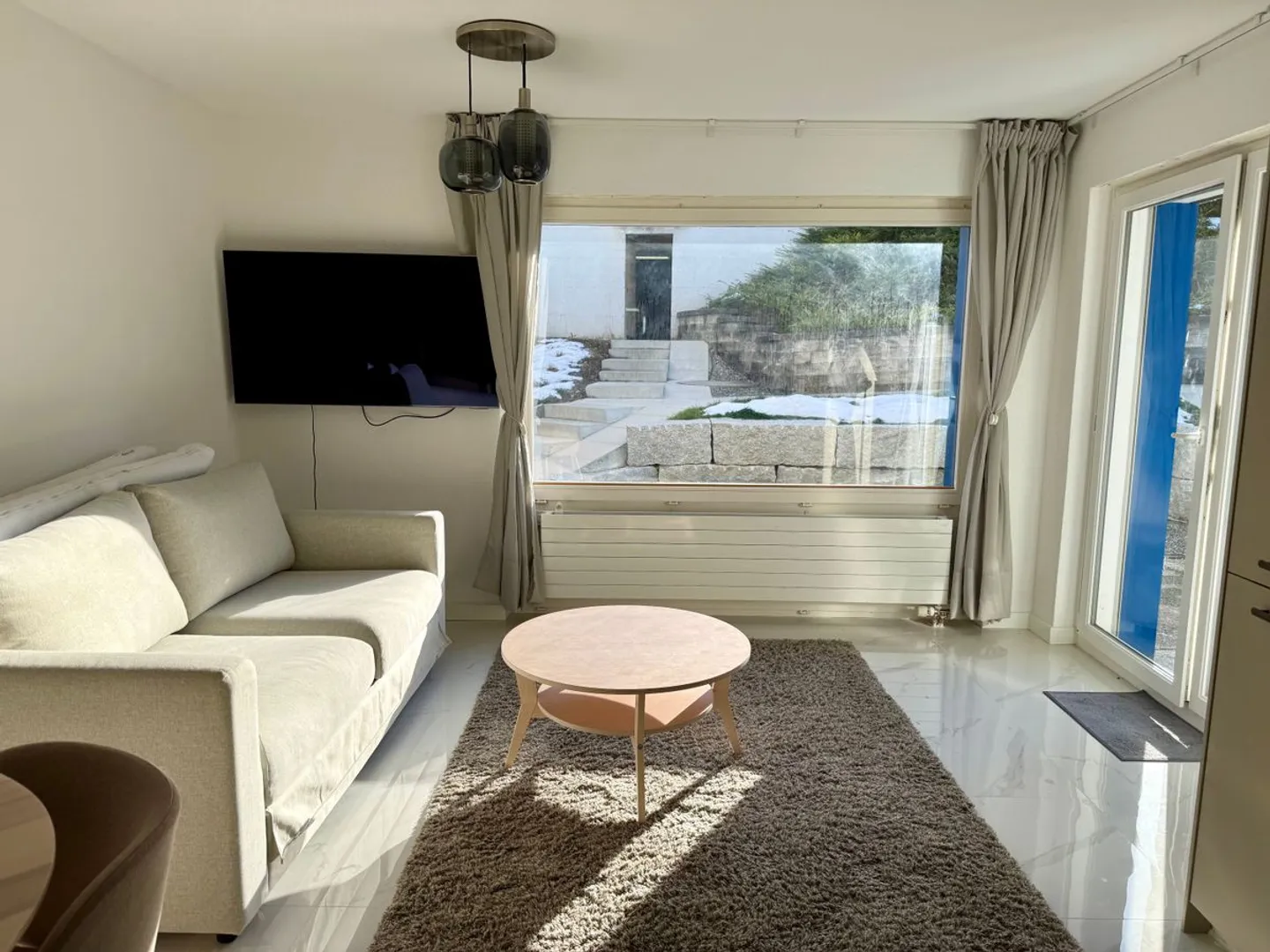 Neu renoviertes Studio mit grosszügiger Terrasse  - Foto 6 di 6