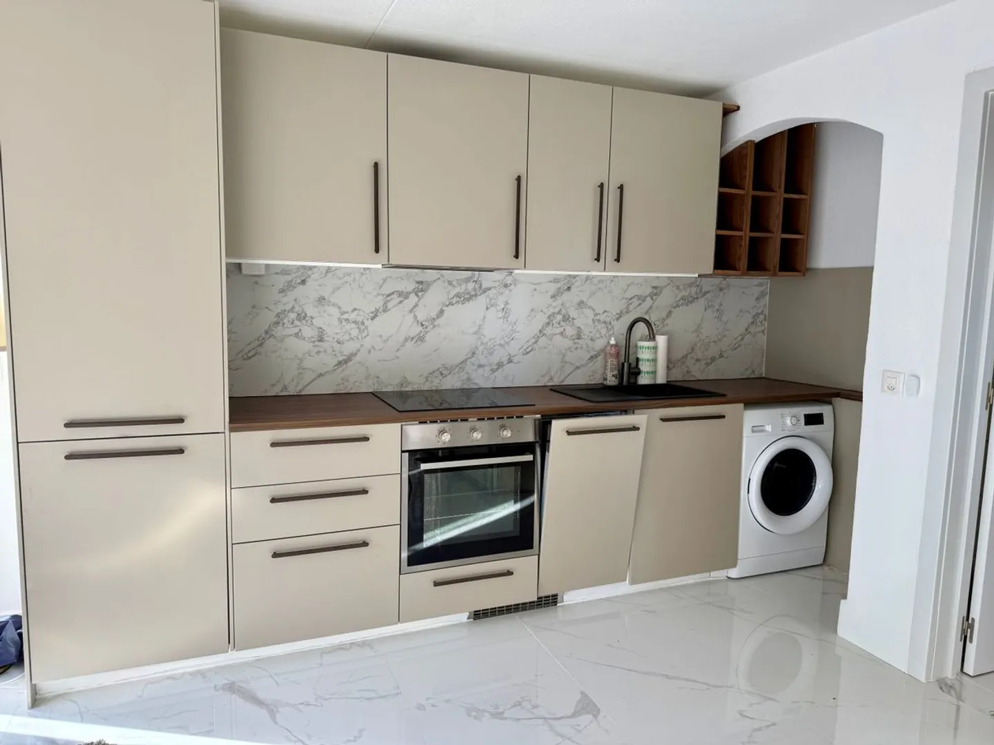 Neu renoviertes Studio mit grosszügiger Terrasse  - Foto 4 di 6