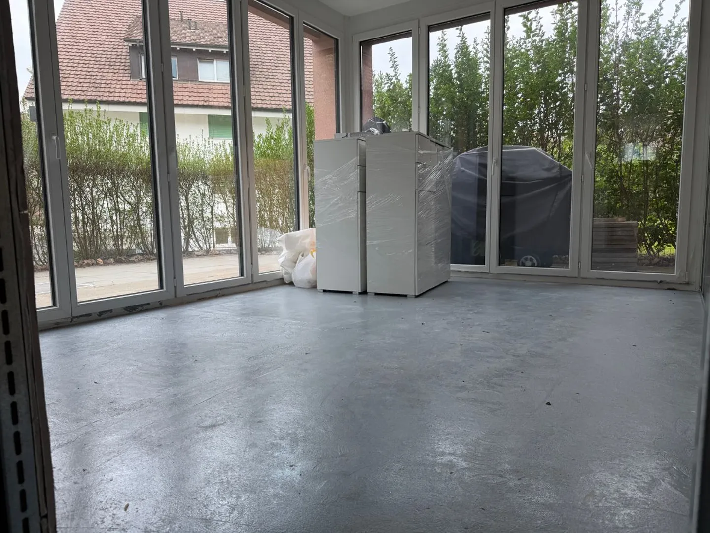 Bright commercial space with individual design options - Photo 5 of 9
