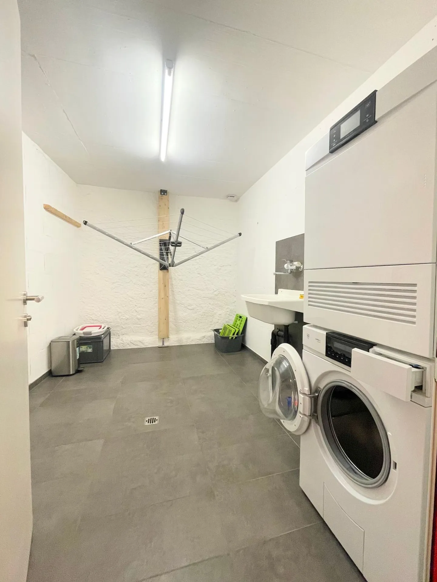 Zu vermieten: 4,5 Zimmer mit Innenloggia! - Foto 10 von 12