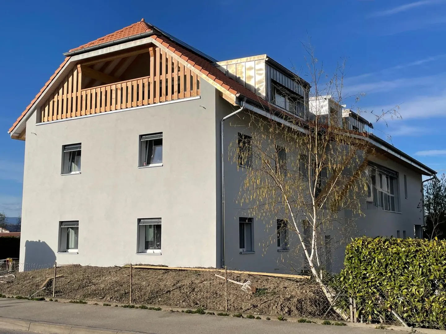 Neues Penthouse mit Loggia - 150 m² in Domdidier - Foto 2 von 13