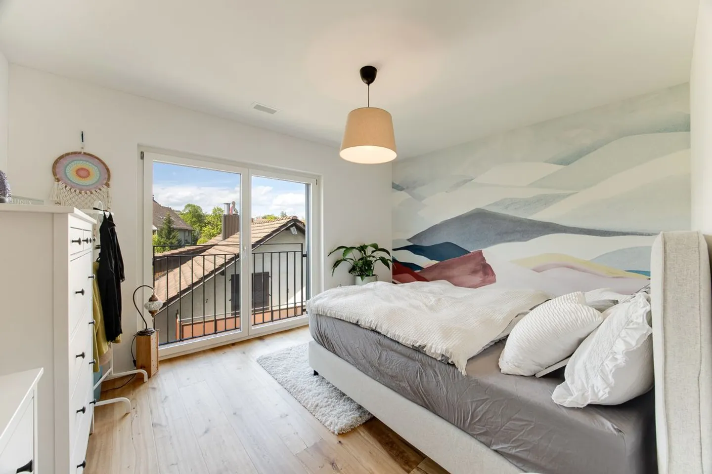 Condominio esclusivo di 4,5 stanze con finiture di alta qualità e balcone soleggiato da sogno - Foto 7 di 13