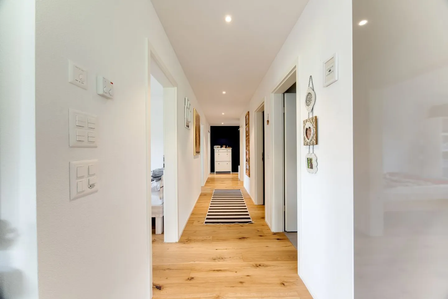Condominio esclusivo di 4,5 stanze con finiture di alta qualità e balcone soleggiato da sogno - Foto 6 di 13