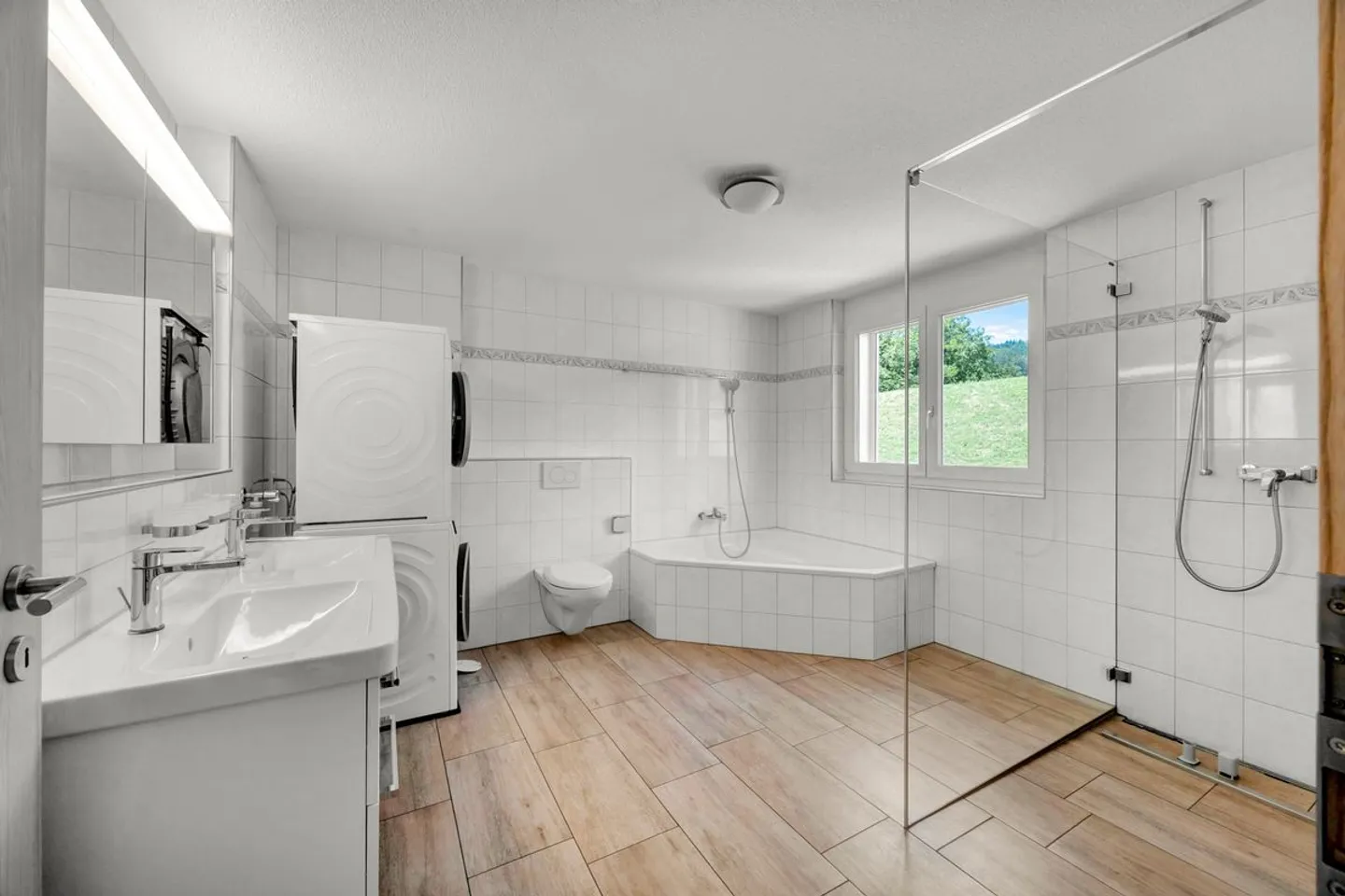 Due appartamenti duplex esclusivi sotto lo stesso tetto - Foto 4 di 13
