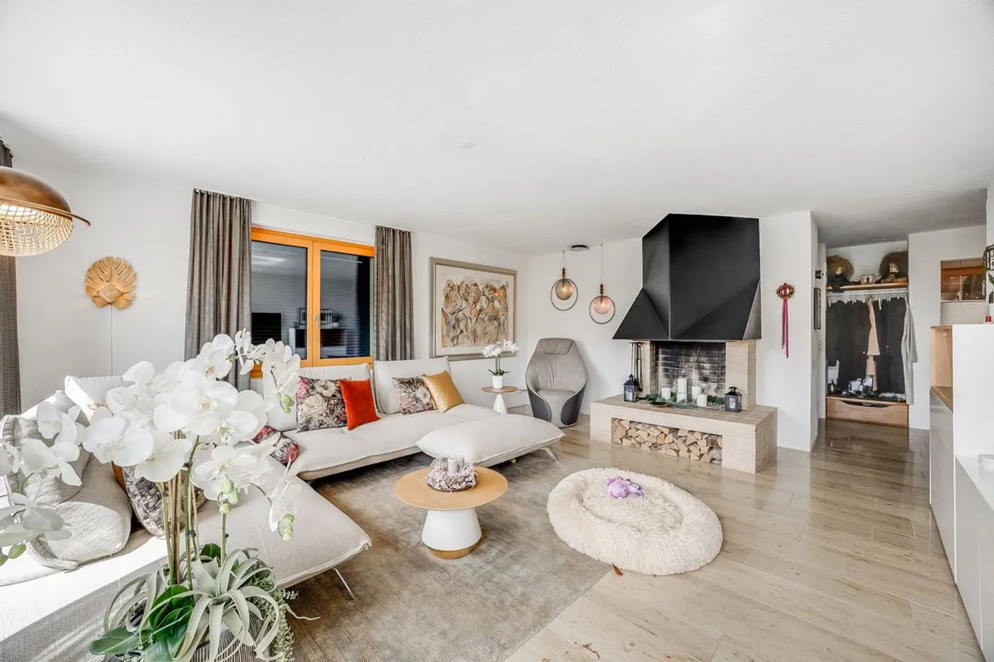 Ruhig gelegenes Doppeleinfamilienhaus mit Ausbaupotenzial bis auf 5 Zimmer! - Foto 12 von 13