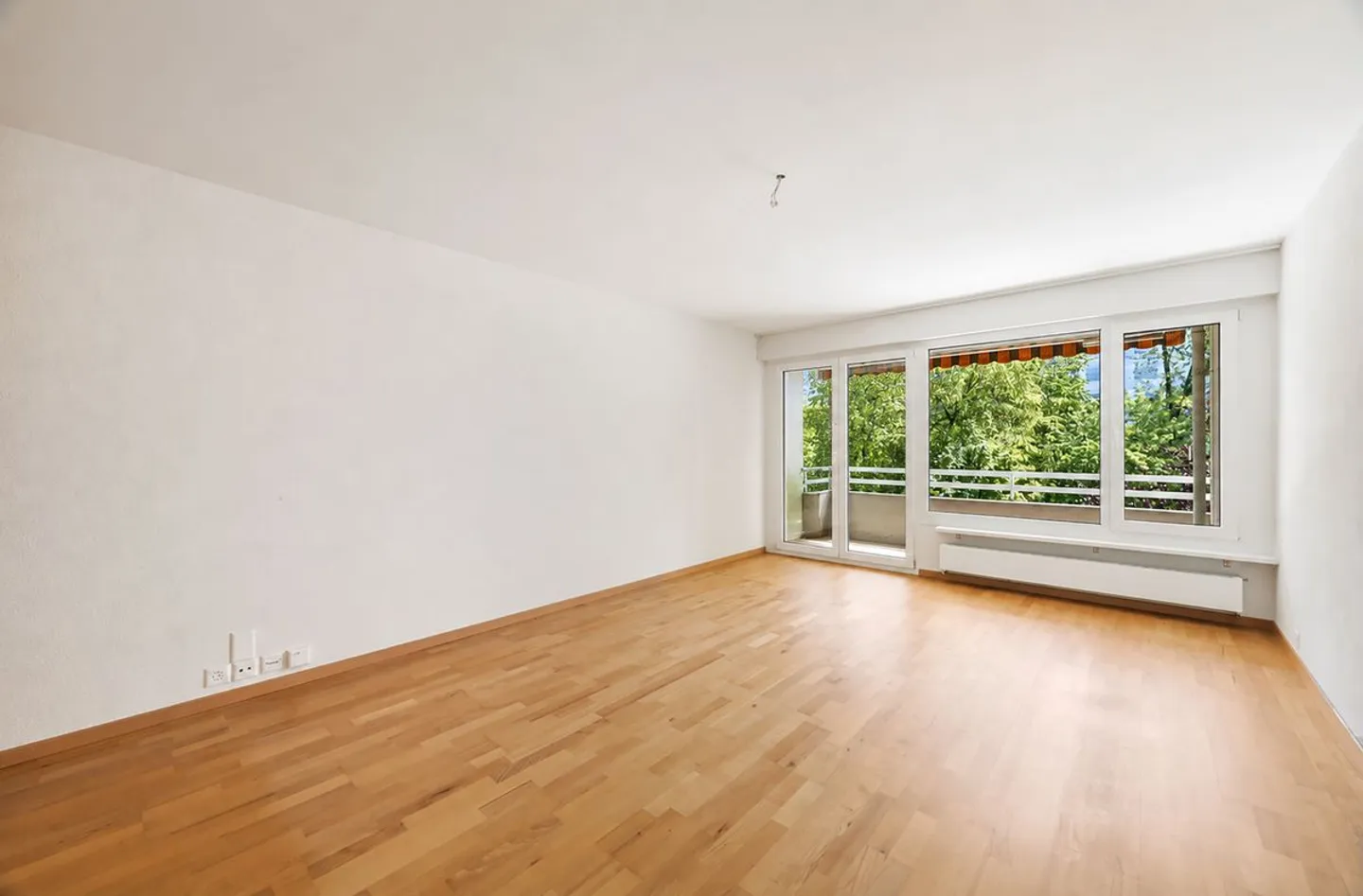 Spacious 5.5-room apartment in a family-friendly location - Photo 5 of 13