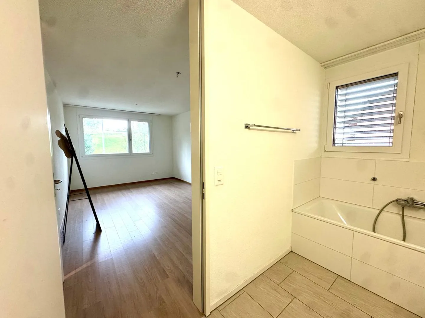 Geräumige Wohnung mit Aussicht - Foto 9 von 13
