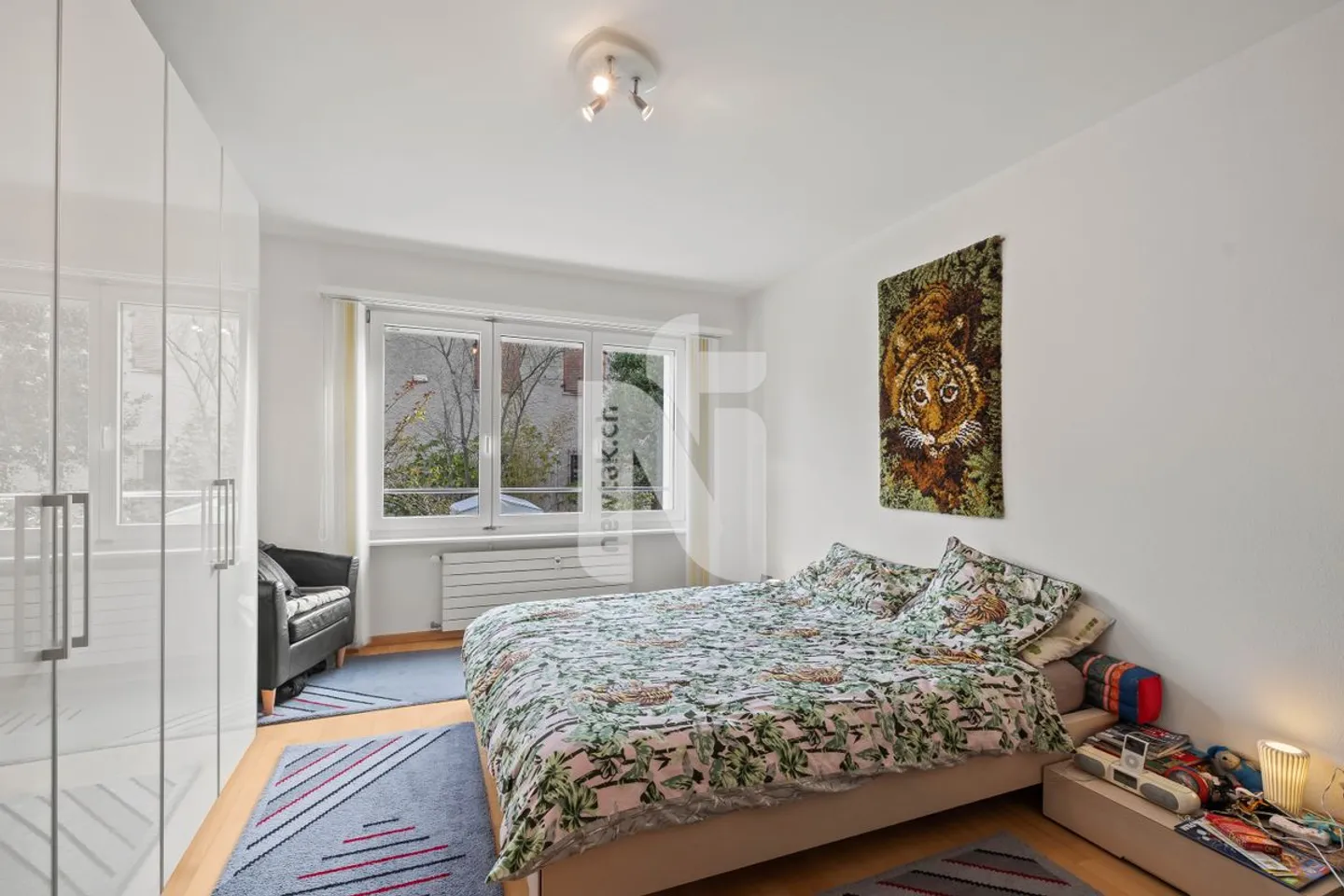 Family-friendly garden apartment with balcony, private garden, garage box, and additional hobby room in the best location on Bruderholz - Photo 8 of 12