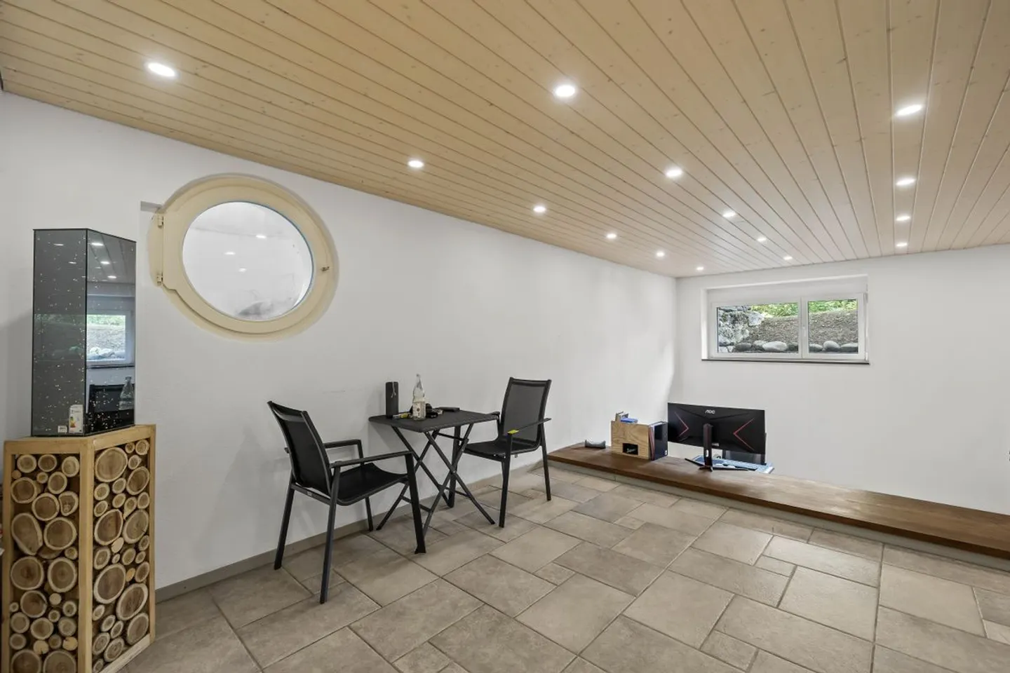 Vivre sur un seul niveau avec un appartement séparé - Photo 10 sur 13