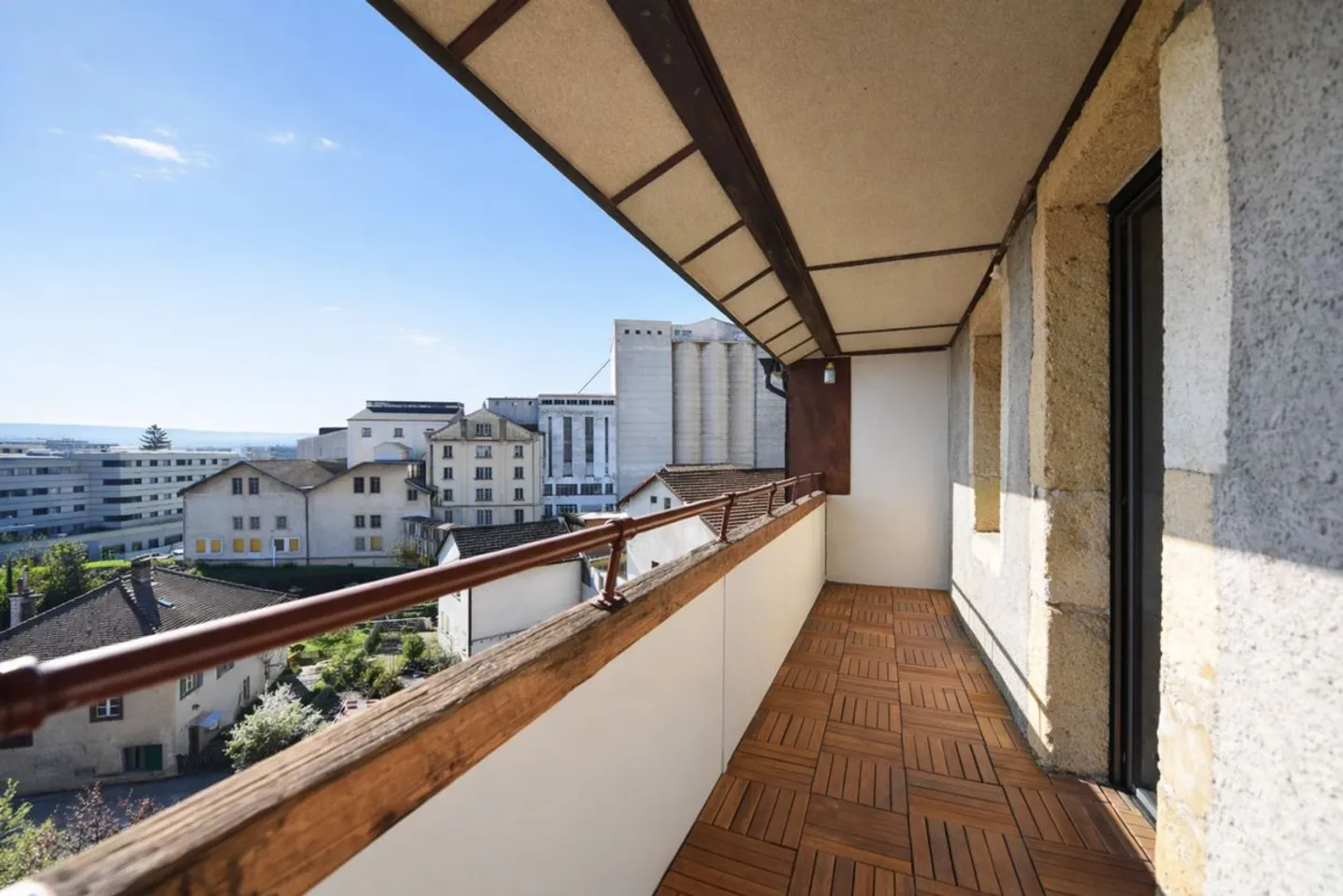 Propriété Unique avec Deux Habit. - Photo 4 sur 11