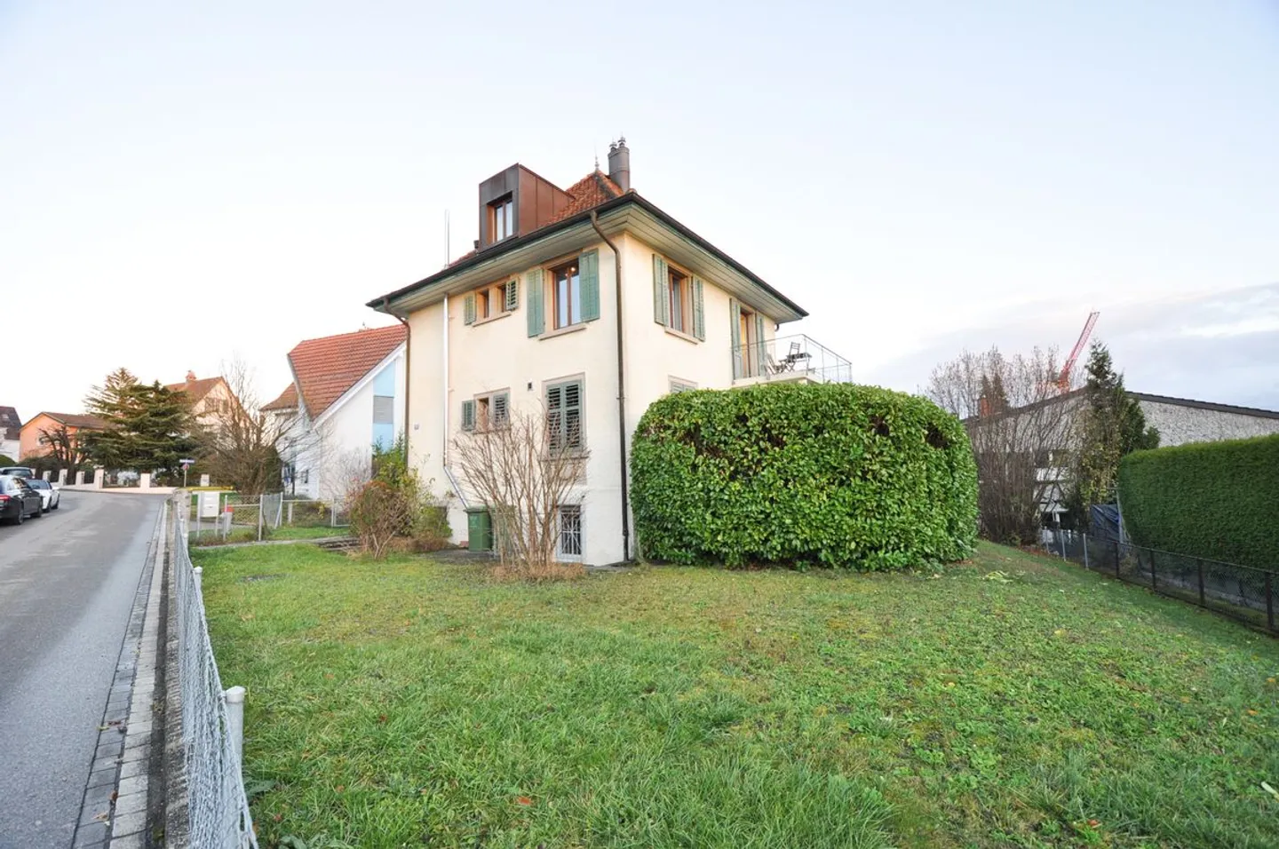 2-Family House with Diverse Perspectives - Photo 6 of 6