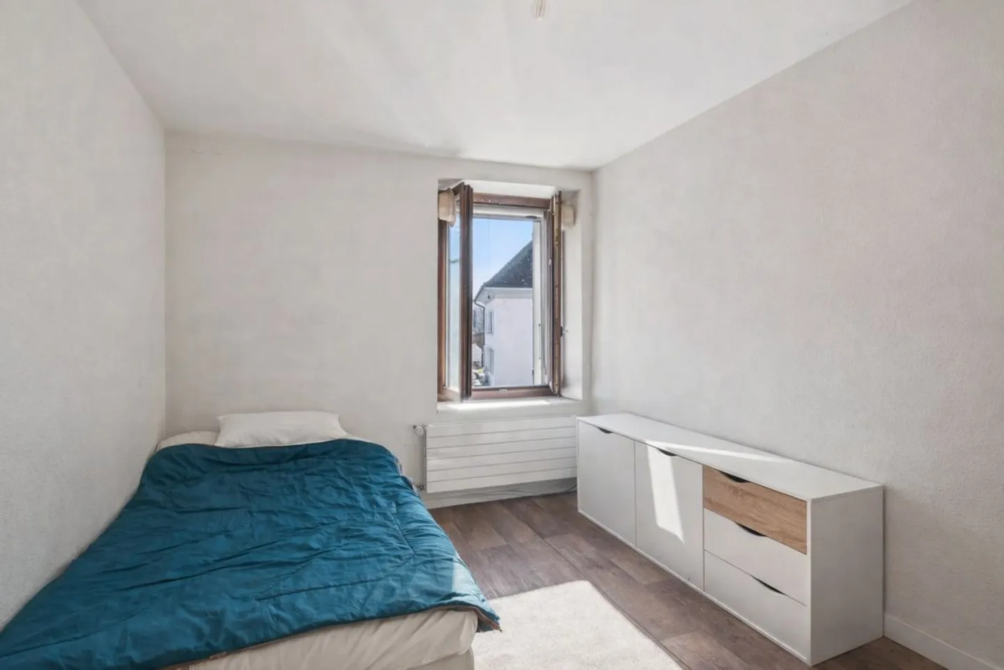 Maison Charmante avec Trois Appartements - Photo 4 sur 9