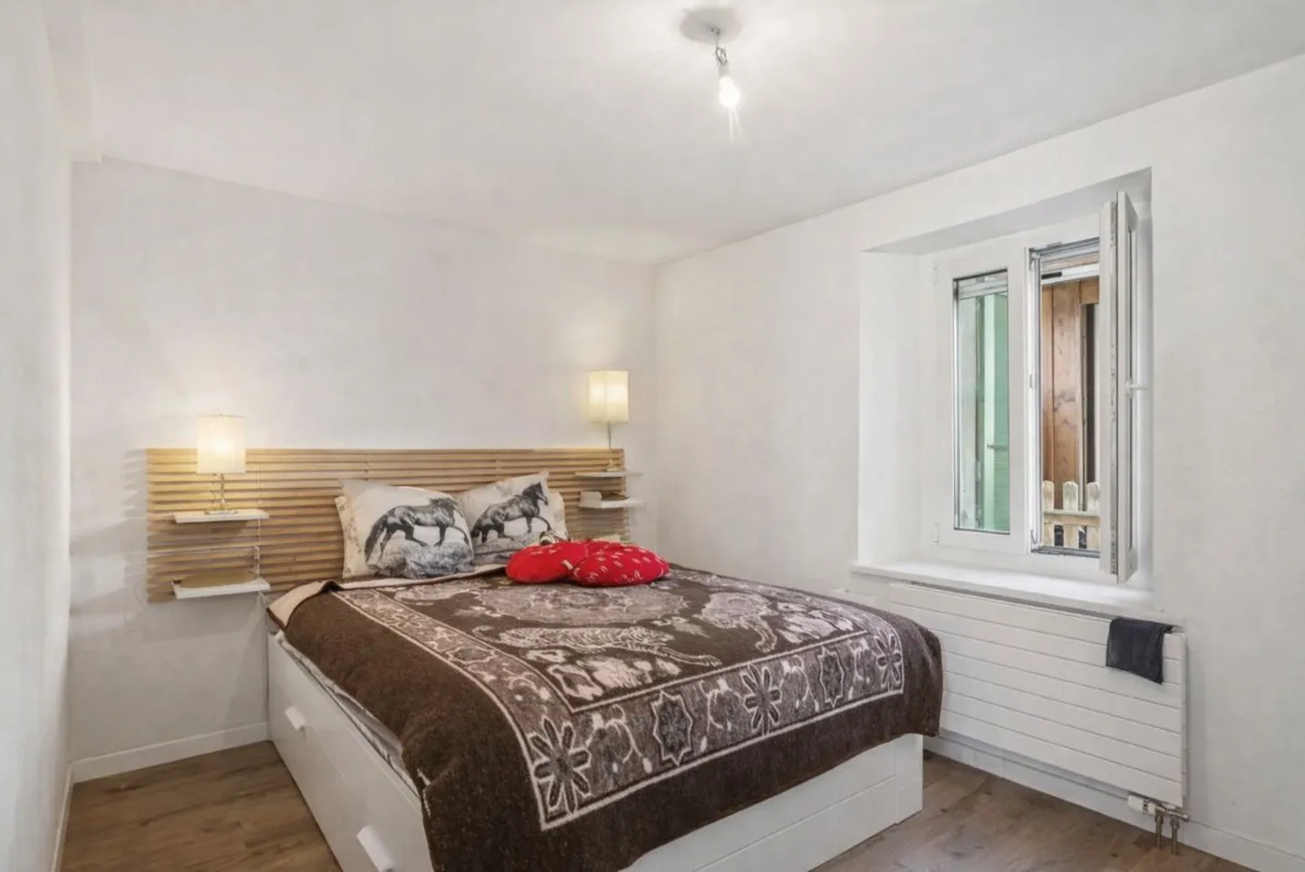 Maison Charmante avec Trois Appartements - Photo 3 sur 9