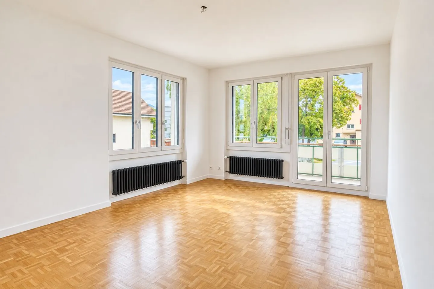 4.5-room apartment with 80 m² terrace and balcony - centrally located in Thun - Photo 1 of 12