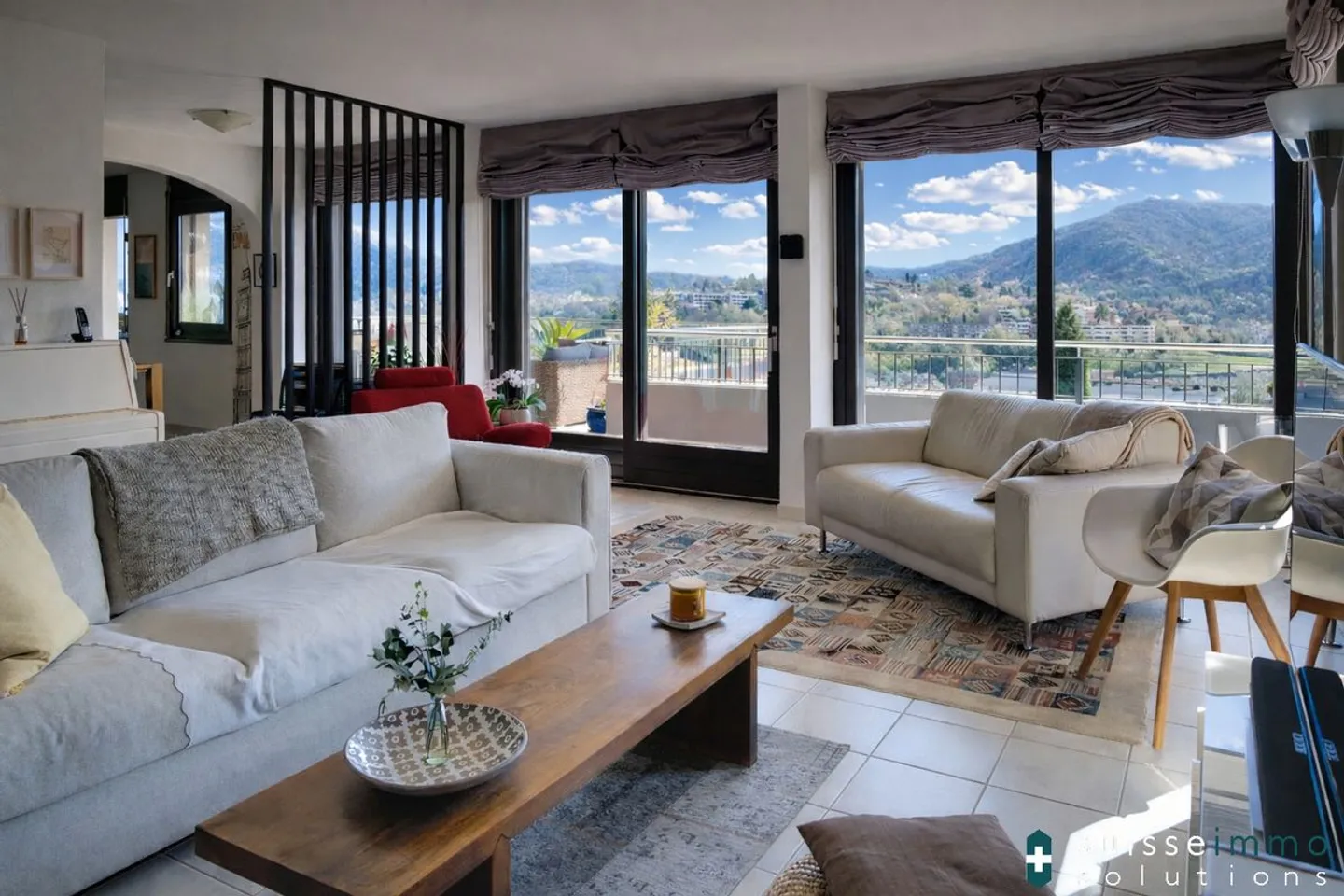 Einfamilienhaus, umgeben von Grün, mit Panoramablick und großer Terrasse in Vacallo - Foto 5 von 13