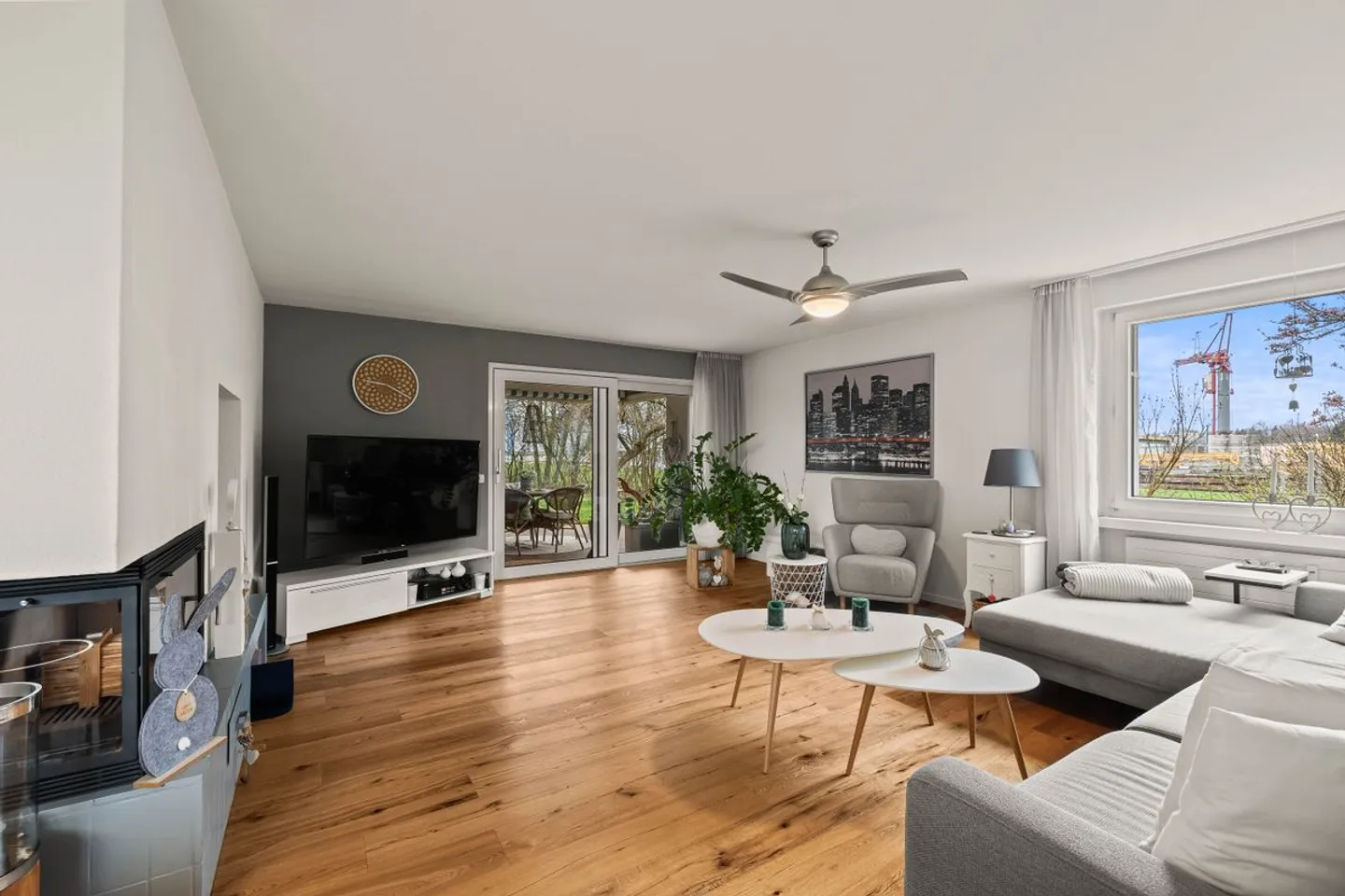 Charming Garden Apartment with Private Green Area - Photo 4 of 11